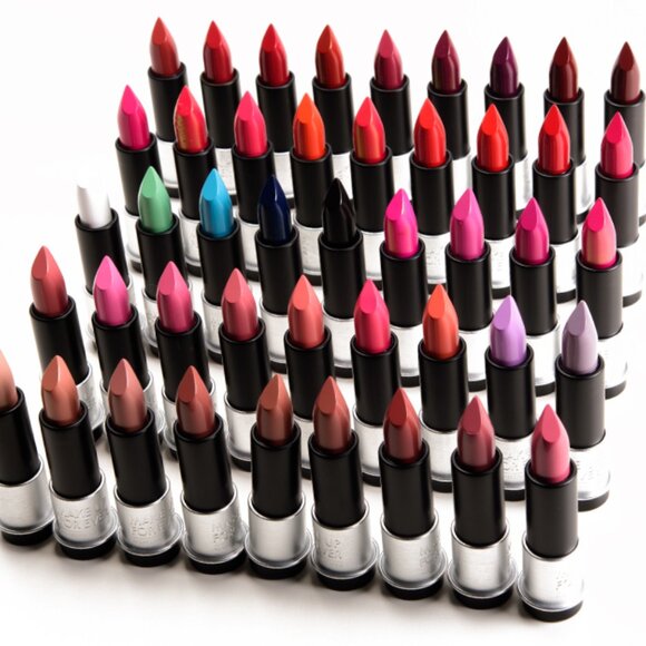 Make Up For Ever: M203 Artist Rouge Matte Lipstick - Picture 13 of 13